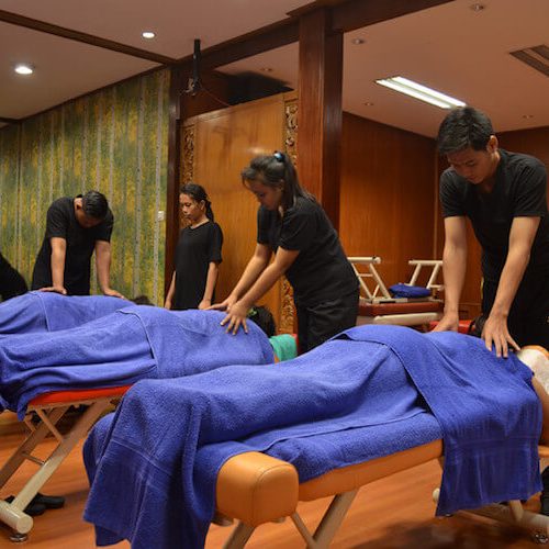 Rekomendasi-Tempat-Pijat-dan-Refleksi-di-Jakarta_1 profesional
